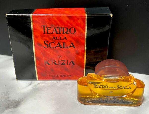 KRIZIA クリツィア テアトロ アラ スカラ ミニ香水 5ml
