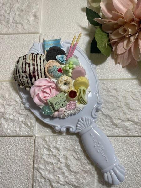 【新品未使用】ハンドメイド スイーツデコ ハンドミラー