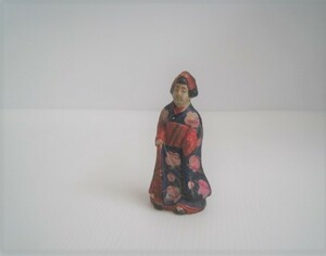 13N11.4-44　古い三次人形 　女　女性　 神郷玩具 　高さ:約13.5cm　 広島県 三次市 郷土玩具 土人形　民芸