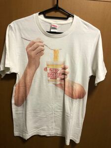 カップヌードル　日清　おもしろTシャツ