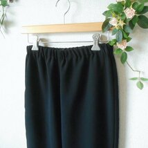 ルセンティエ Le Sentier お花 モチーフ & フリル の 可愛い レディース 用 パンツ 黒_画像5