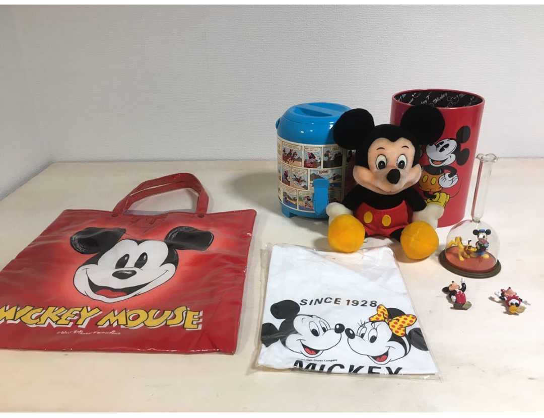 ディズニーグッズ まとめ売り】当時物 バック・Tシャツ・人形 ディズニーグッズ まとめ売り】当時物 バック・Tシャツ・人形