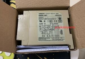 OMRON セーフティリレーユニット　G9SA-301 【3ヶ月保証】