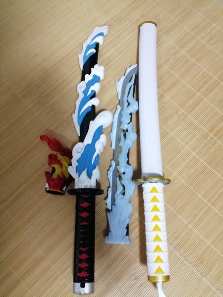 鬼滅の刃 DX日輪刀 炭治郎 善逸