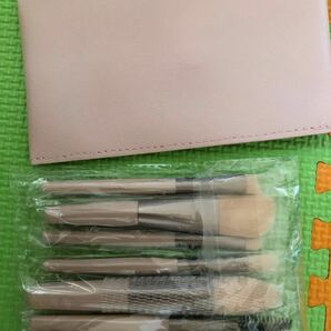 ポーチ付 メイクブラシ 8本セット 化粧 ブラシ 筆 ピンク色 化粧ブラシ フェイスブラシ チークブラシ 化粧筆
