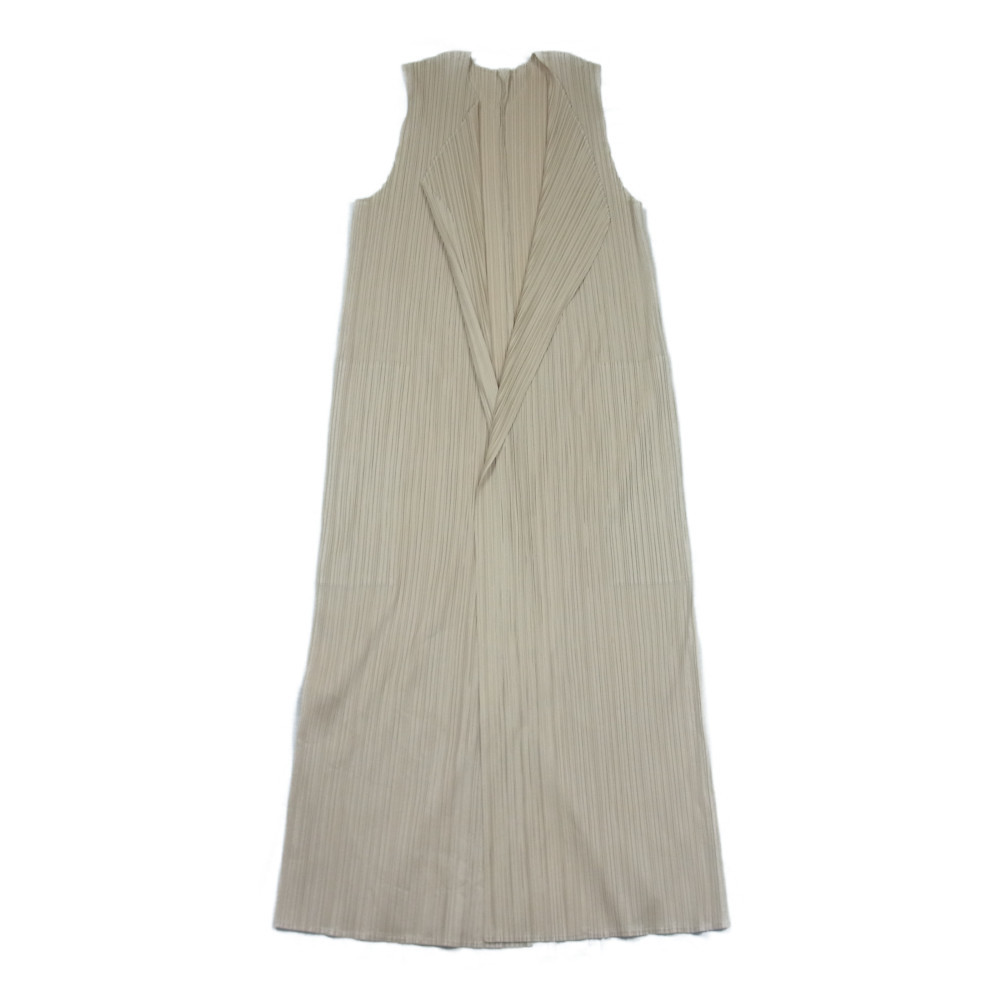 サイズ PLEATS ☆新品未使用☆イッセイミヤケ プリーツプリーズ ベスト