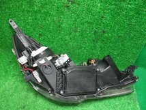 2010/5 レガシィ DBA-BR9 左ヘッドライト HID KOITO 100-20061 水没車からの取り外しで内部水混入 ジャンク_画像6