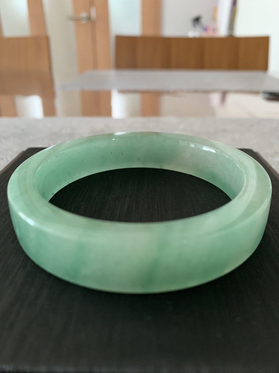 翡翠 ヒスイ腕輪 ミャンマーヒスイ バングル 内径55.7mm+ 果緑 www