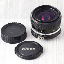 美品! Nikon NIKKOR 28mm 1:2.8 Fマウント AIタイプ 単焦点レンズ 修理・整備済 完動品_画像2