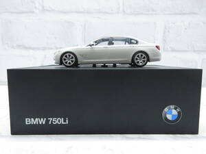 ミニカー　1/43　BMW　7シリーズ　7series　750Li ホワイト　ディーラー正規品　モデルカー