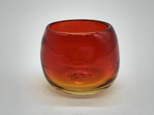 【ガラス器】　昭和レトロ　　『リンゴのようなガラスの器』　デザート/小物/キャンドル　etc　定形外可　M0905F