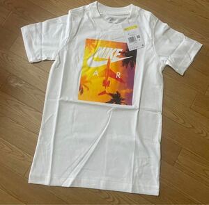 NIKE Tシャツ　130-140