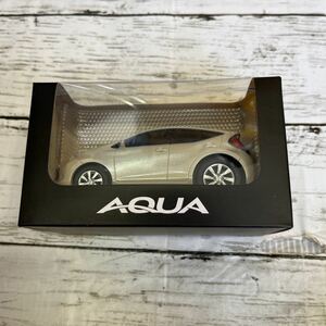 g415 トヨタ 新型アクア AQUA 非売品 プルバックカー ミニカー 　シルバーメタリック