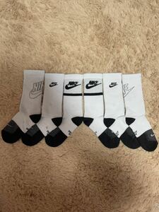 ナイキ(NIKE) ハイソックス エブリデイ クルー ソックス 21〜23cm