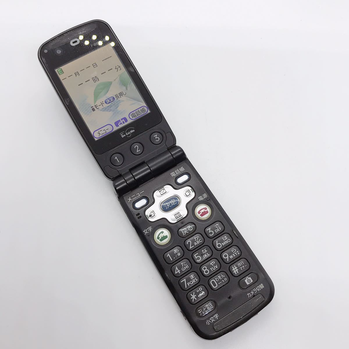 在庫限り】 【美品】docomo らくらくフォン F-01M 富士通FUJITSU