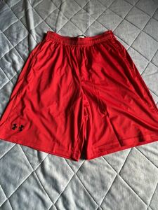 アンダーアーマー UNDER ARMOUR ハーフパンツ SMサイズ 赤色