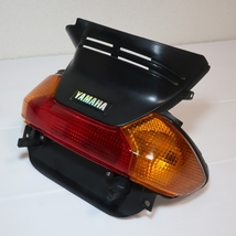 良品 ヤマハ シグナス125D テールライトアセンブリ 4TG 4ＫP1 4CW-H4700-00_画像3