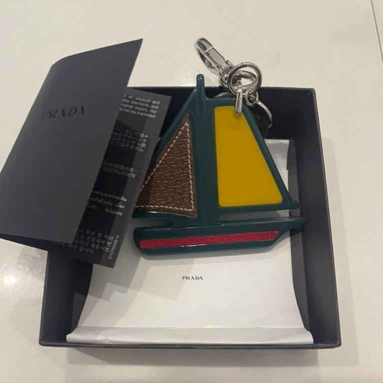全てのアイテム 希少品 正規品 PRADA - プラダ クリップハンド シープ