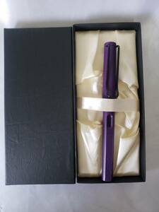 107 Новый неиспользуемый Lamy Fountain Pen Safari Lilac L73-F 2016 Limited D Офизовая модель производства фиолетовая цена, 4400 иен, доставка 220 иен