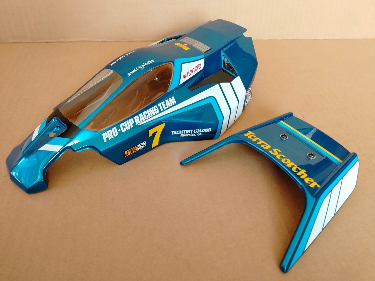 新品美品 タミヤ RC XB(完成モデル) フォルクスワーゲン カルマンギア-