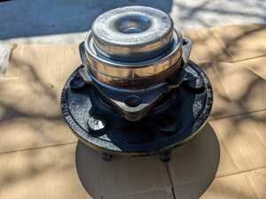  Astro 03-05 front hub 2WD