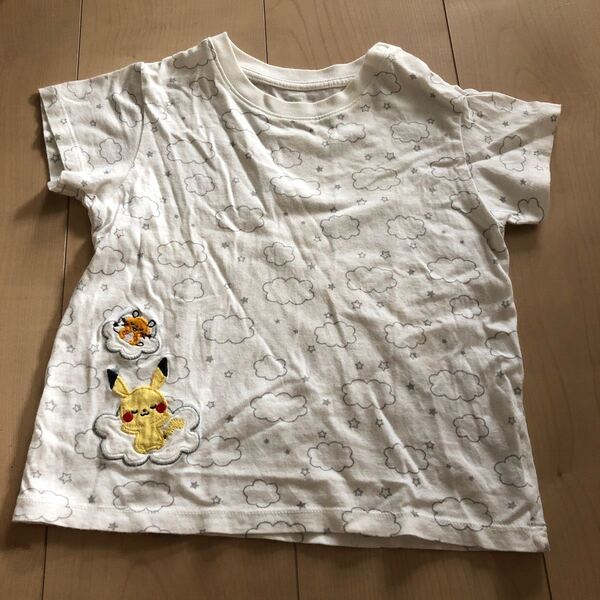 ユニクロ 半袖Tシャツ 90 ピカチュウ ポケモン