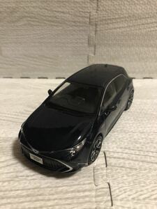 1/30 トヨタ 新型カローラスポーツ COROLLA SPORT カラーサンプル 非売品 ミニカー ブラキッシュアゲハガラスフレーク