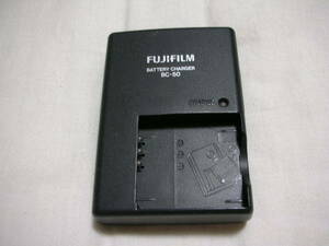 ◆中古品 FUJIFILM 富士フィルム バッテリー 充電器 BC-50◆