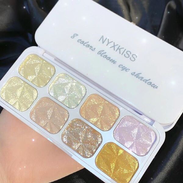 NYXKISS 8色ダイヤモンドジュライトハイライトアイシャドウパレット