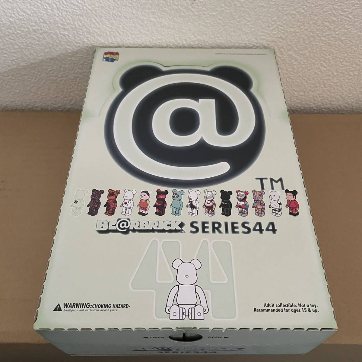 ヤフオク! -ベアブリックboxの中古品・新品・未使用品一覧 国内在庫 ベアブリック シリーズ3 未開封品 BOX キャラクターグッズ
