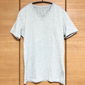 ZOZO VネックTシャツ