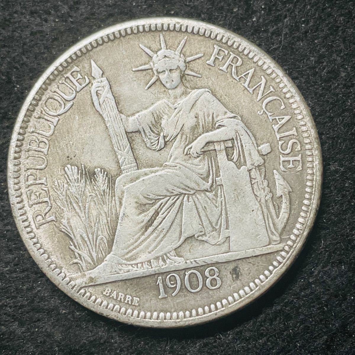ブルー×レッド イギリス 貿易銀 壹圓銀貨 1930 古銭 銀貨
