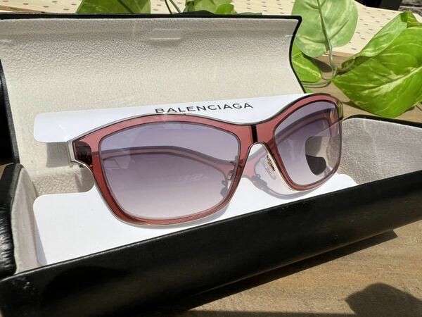 ●未使用●国内未発売!海外限定モデル♪ BALENCIAGA(バレンシアガ) マーブル サングラス 0083 mercismith2sun