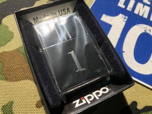 ●新品/未開封●アディダスのサッカーユニフォームの様な ナンバー ワン の ジッポーライター mercismith2zippo BK/No.1