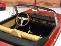 KK scale 1/18 Ferrari 275 GTS Pininfarina Spyder 1964 レッド ダイキャスト製　フェラーリ_画像7