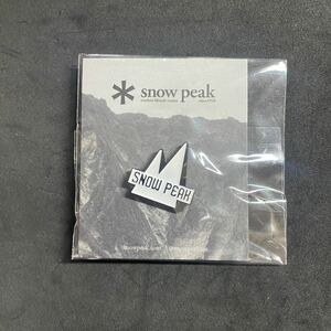 （海外限定）snow peak スノーピーク ピンバッチ　マウンテン