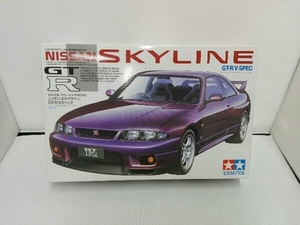 プラモデル タミヤ ニッサン スカイライン GT-R Vスペック 1/24 スポーツカーシリーズ No.145