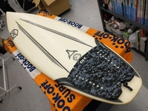 5’8”DMS SUPERCELL サーフボード/ FCS2/ フィンなし/ 中古品 店舗受取可_画像1