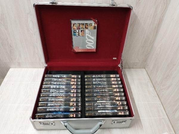 ヤフオク! -007 dvd boxの中古品・新品・未使用品一覧 【翌日発送可能】 007 限定アタッシュケース アルティメットコレクション DVDbox 外国映画