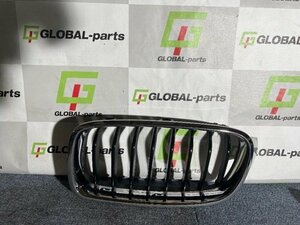 【GP美品】 純正品 BMW 3シリーズ F30/F31 フロントグリル 左 51137260497