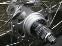 ピスト・競輪/NJS認定shimano【旧DURA-ACE】手組後輪120mm中古品_画像2