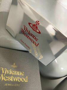 【未使用】 Vivienne Westwood ヴィヴィアンウエストウッド　フェイスパウダー　01