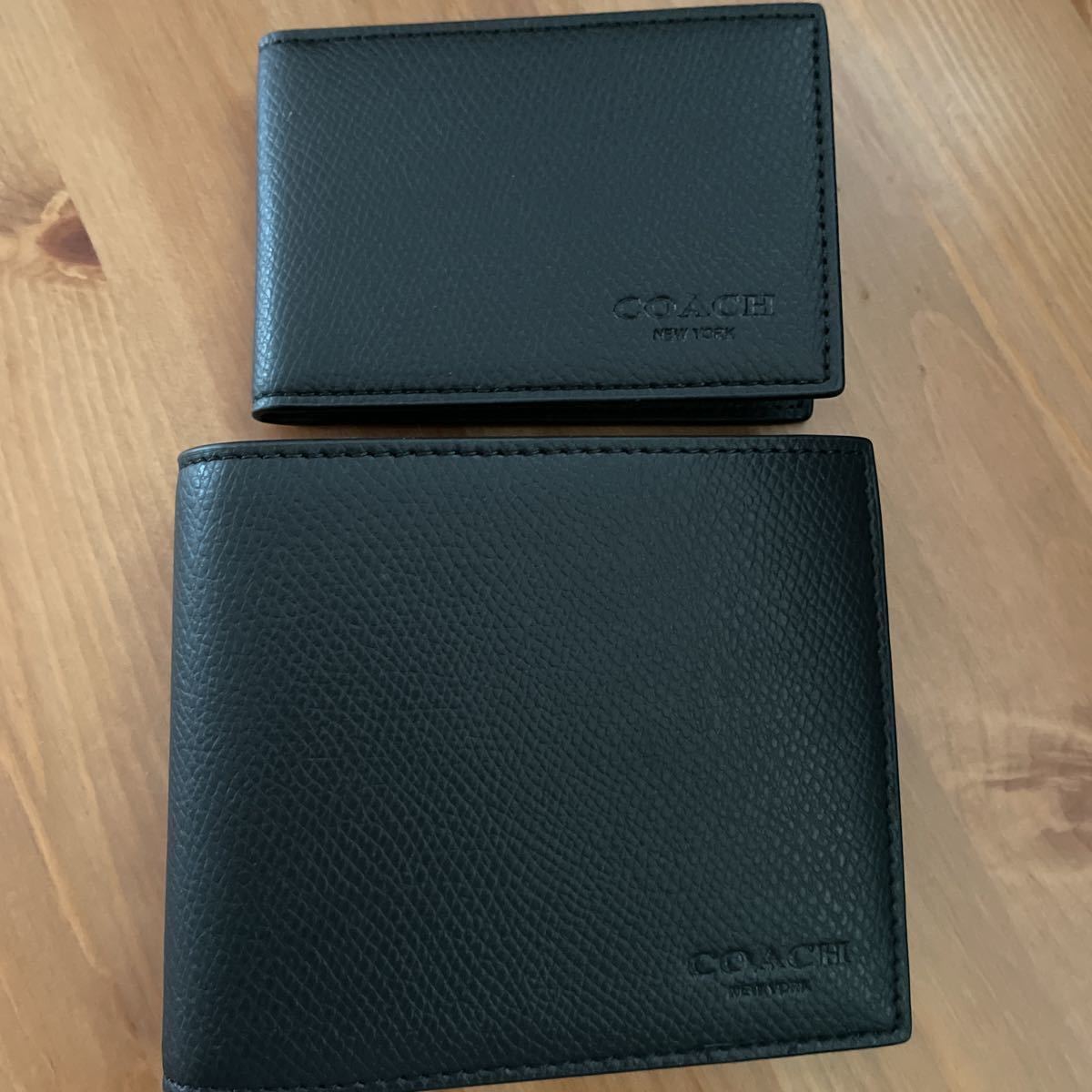 COACH 財布 二つ折りの値段と価格推移は?|2,789件の売買情報を集計 ...