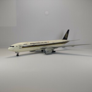 ボーイング777-200 シンガポール航空 ドラゴン 1/400 ジャンク品