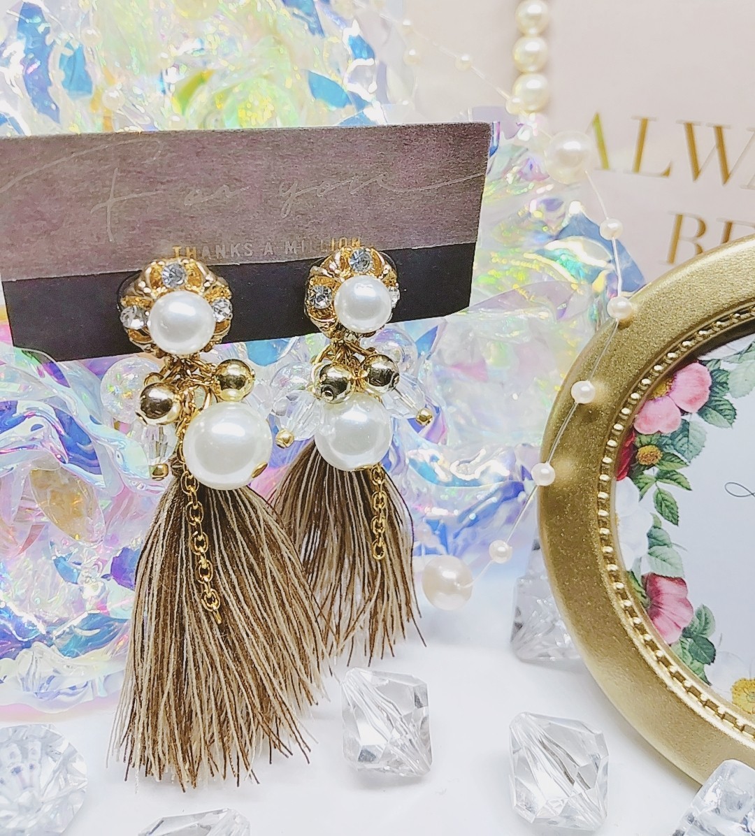 希少 マメクロゴウチpastel crystal fringe earrings|PayPayフリマ