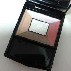 * popular color * Shiseido MAQuillAGE face klie-ta-11 cheeks ..... high light 