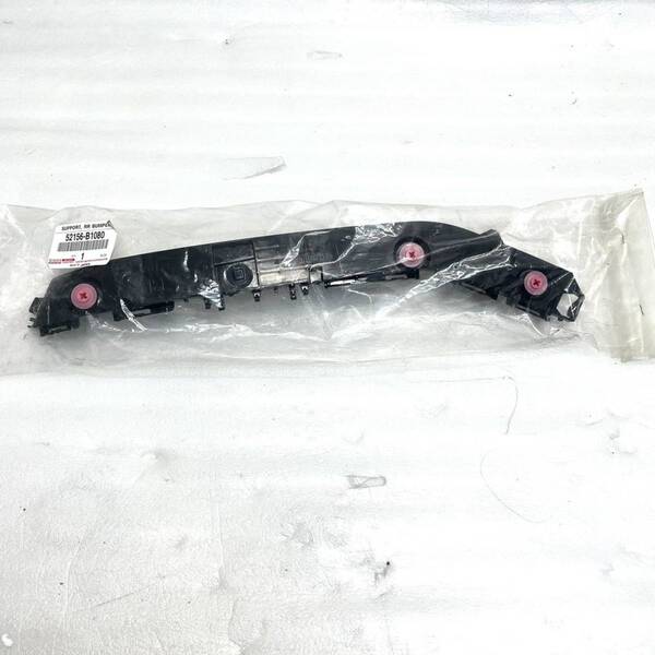 新品.未使用☆TOYOTA トヨタ純正☆M900系 タンク.ルーミー.トール☆リアバンパーサイドサポート☆左側☆52156-B1080