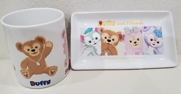 ダッフィー&フレンズ 初期(ダッフィー、シェリーメイ、ジェラトーニ、ステラルー)ス-ベニアカップ ス-ベニアプレート セット
