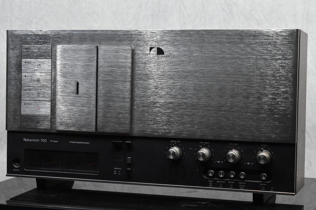 人気特価激安 ナカミチ CDプレーヤー CD-700 nakamichi ナカミチ CD