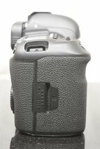 【送料無料!!】Canon EOS 5D Mark Ⅳ IV キヤノン デジタル一眼レフカメラ ボディ_画像4